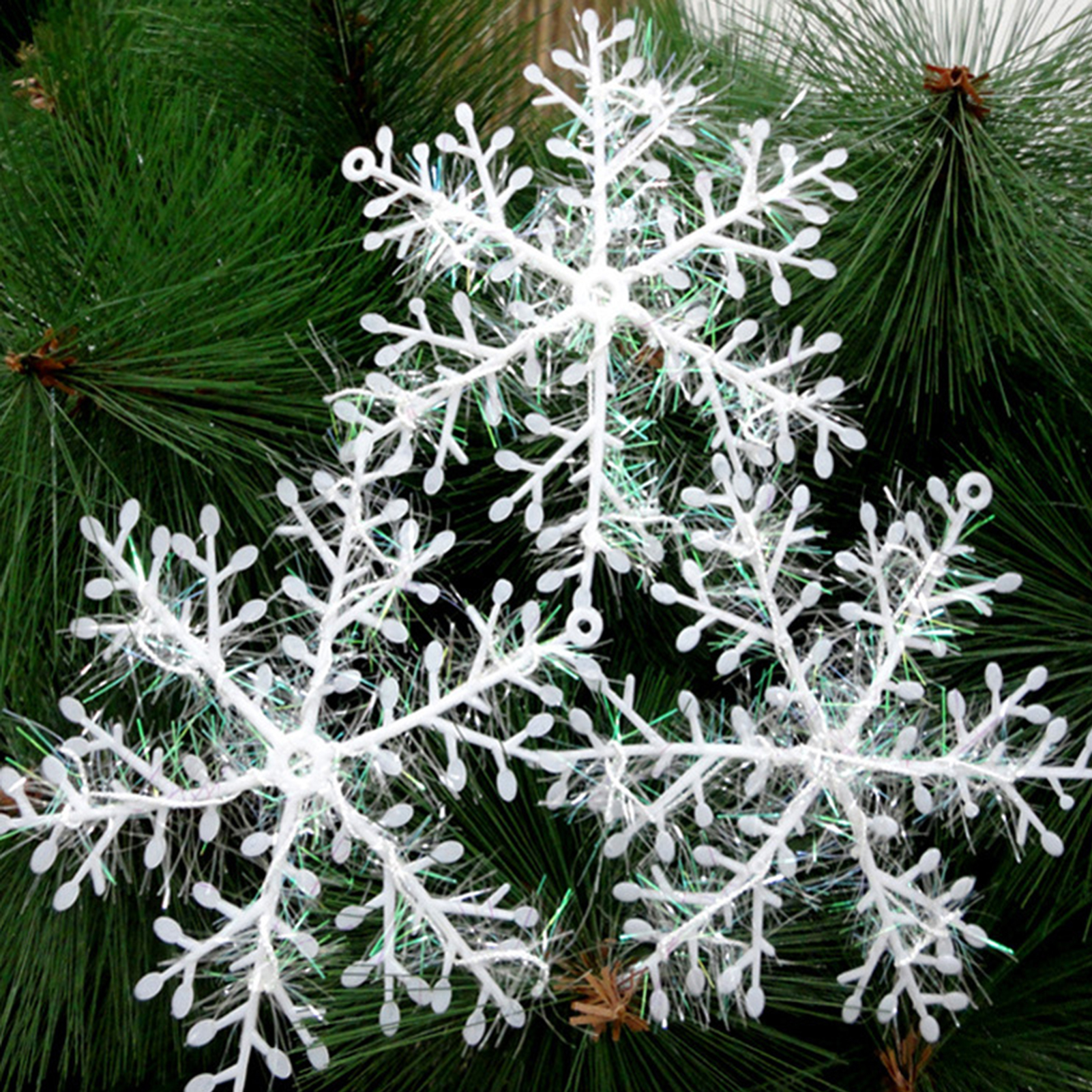 Cheers.US White Snowflakes Ornaments Plastic Snowflake Decoration Large  Christmas Hanging Glitter Snowflke for Christmas Tree Crafts Outdoor Decor  